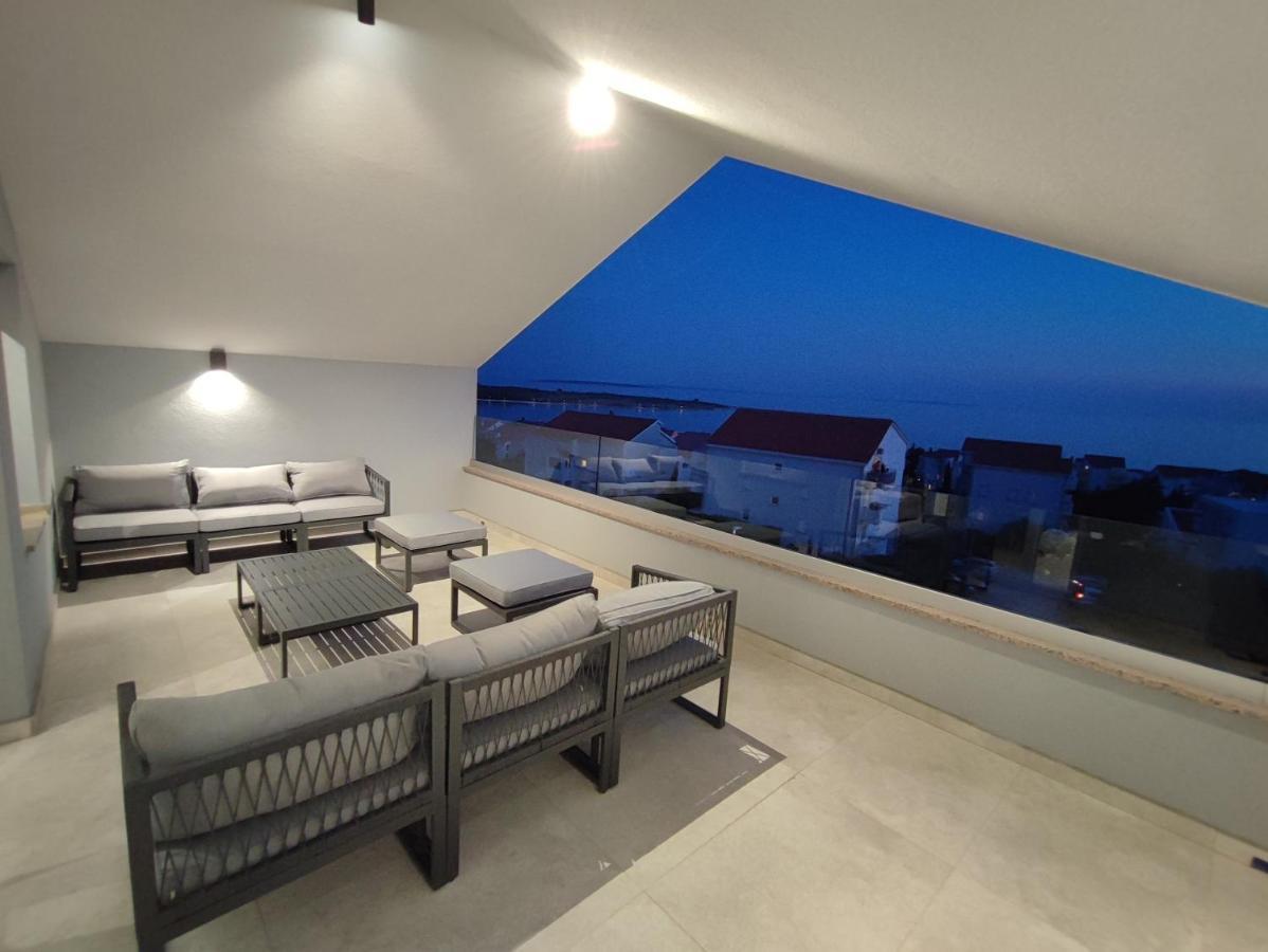 Apartamento Dali II Novalja Habitación foto